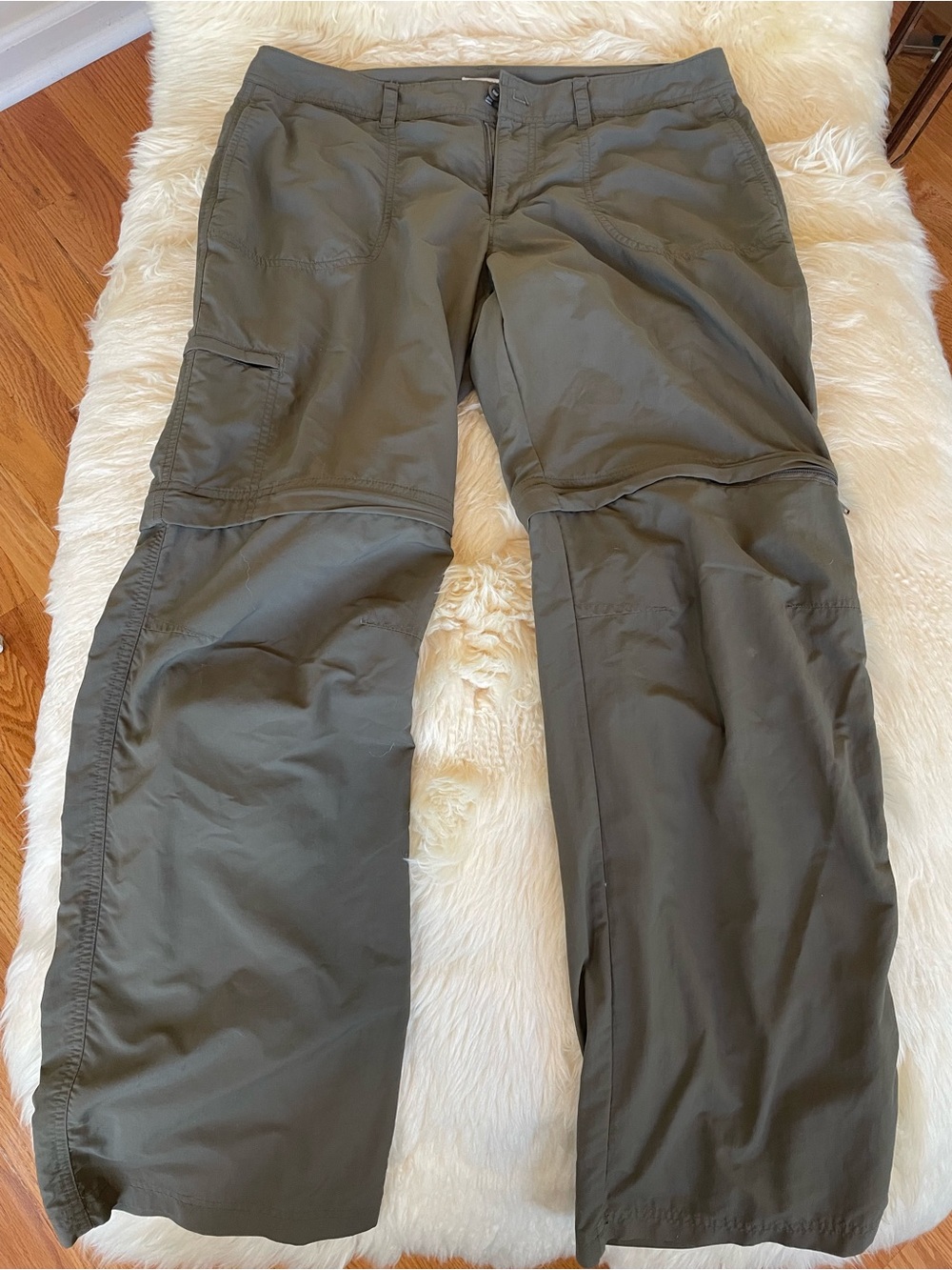 Women’s Convertible Zip-Off Olive Green Cargo Pants